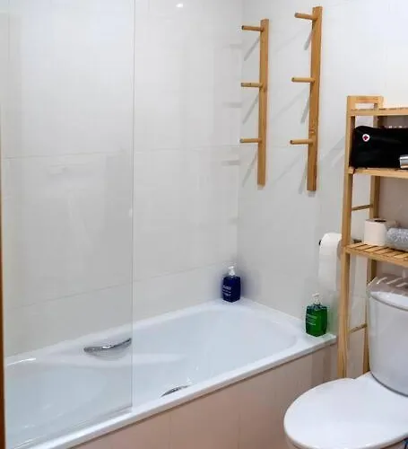 Appartement Precioso Estudio -centrico-garaje- Moderno-netflix